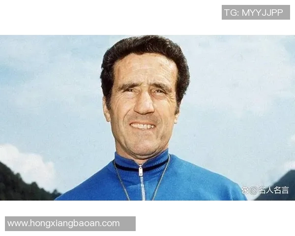 足球历史上第三号球星是谁？解读足坛传奇人物的地位与影响